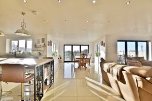 Photo 9- click for photo gallery